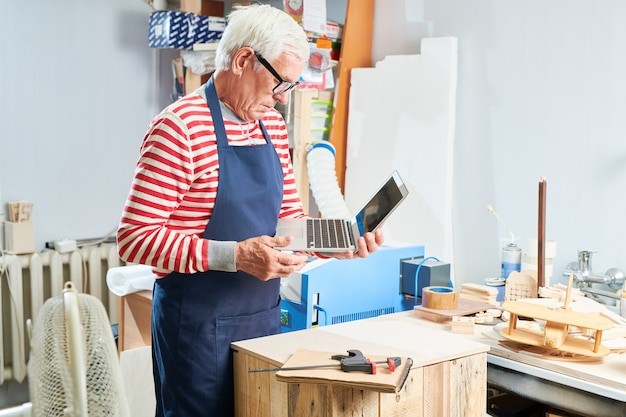 Senior Craftsman at Amalit Silver Atelier